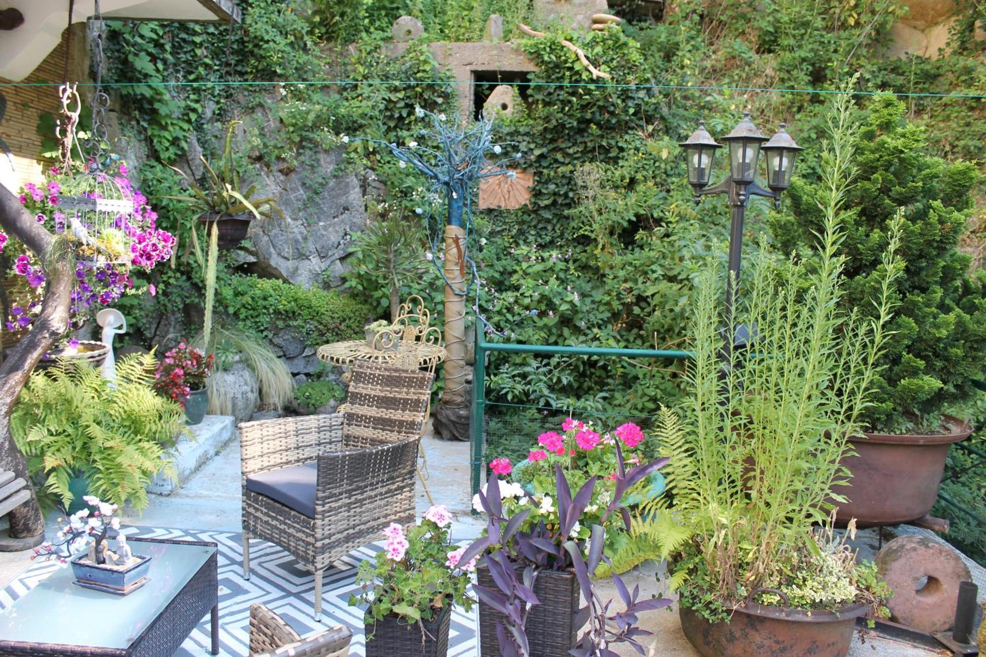 Studio Malou, Cuisine, Salle D'Eau, Terrasse Amenagee Olliergues Экстерьер фото